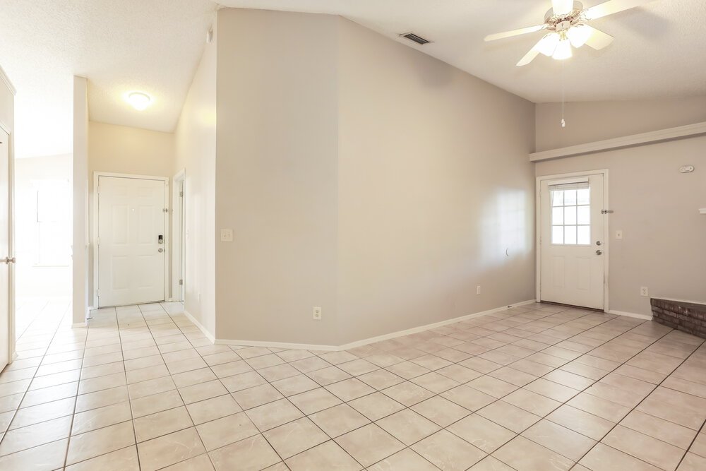 3-Bed Rental on 8327 Argyle Corners photo 7