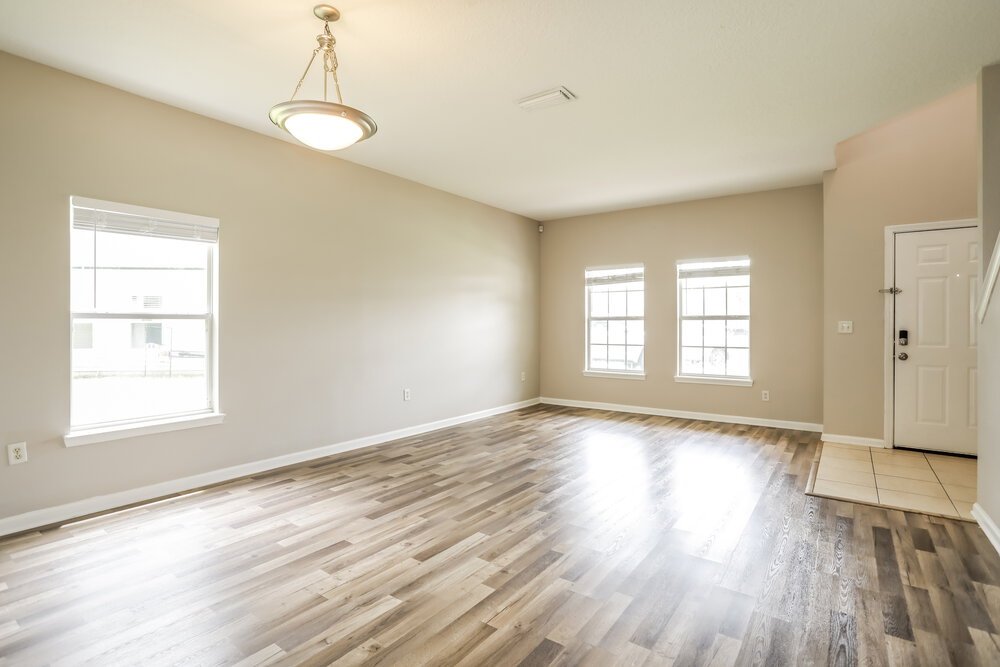 4-Bed Rental on 7242 Rampart Ridge photo 7