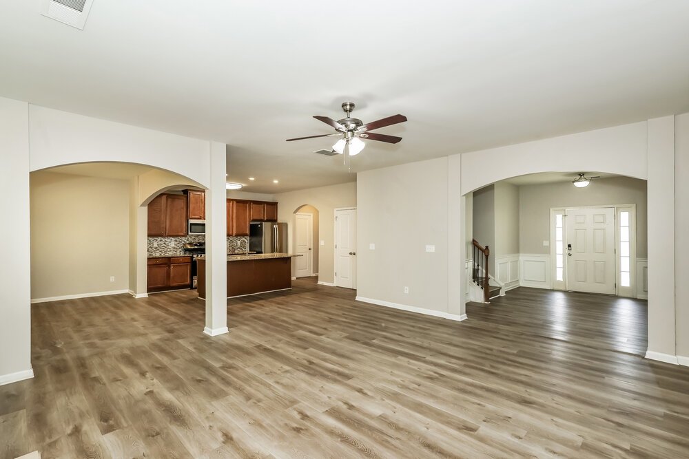 4-Bed Rental on 117 Worthing Ln photo 7