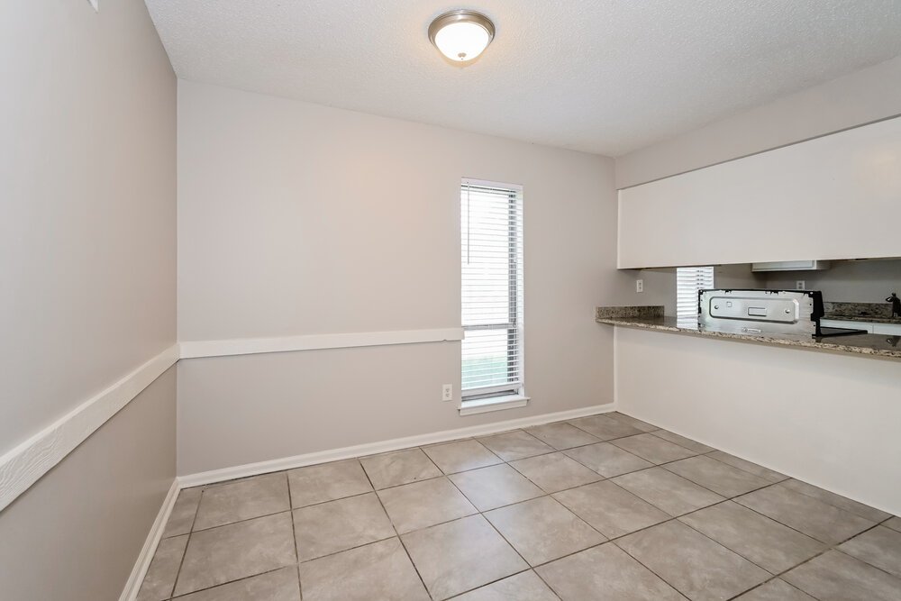 3-Bed Rental on 4476 Trout Valley photo 7
