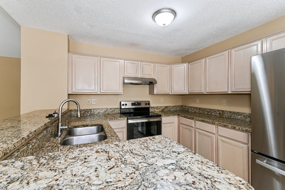 3-Bed Rental on 994 Painted Desert photo 7