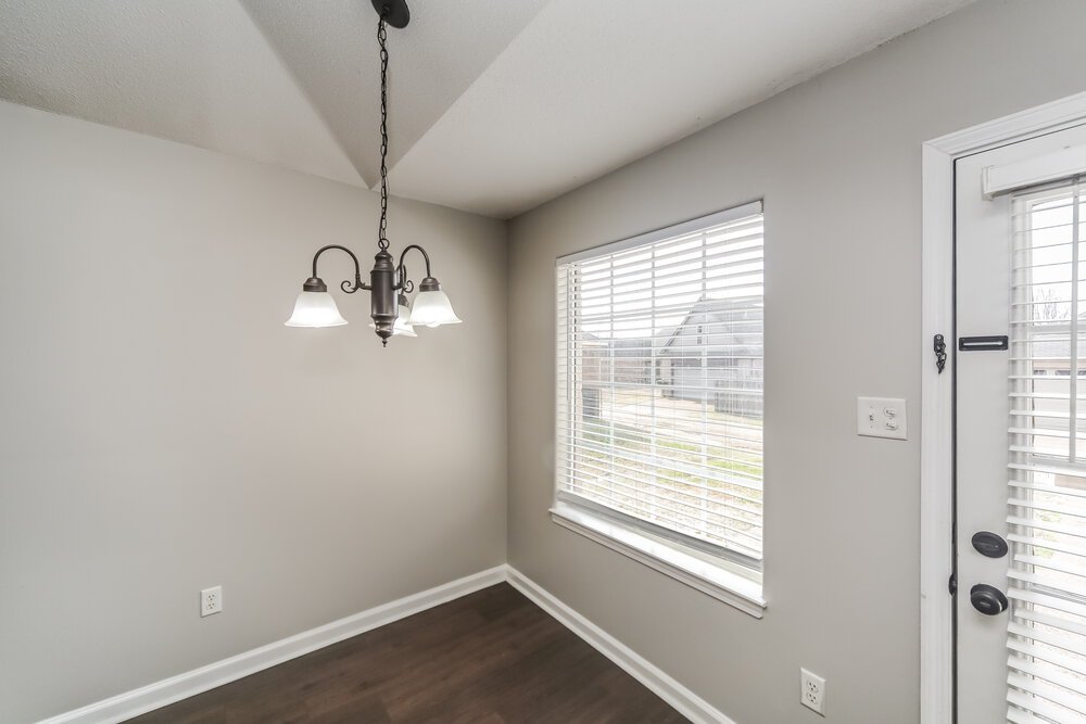 3-Bed Rental on 1719 Brentford Cv photo 7