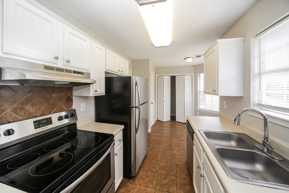 3-Bed Rental on 7571 Spring Morning photo 7
