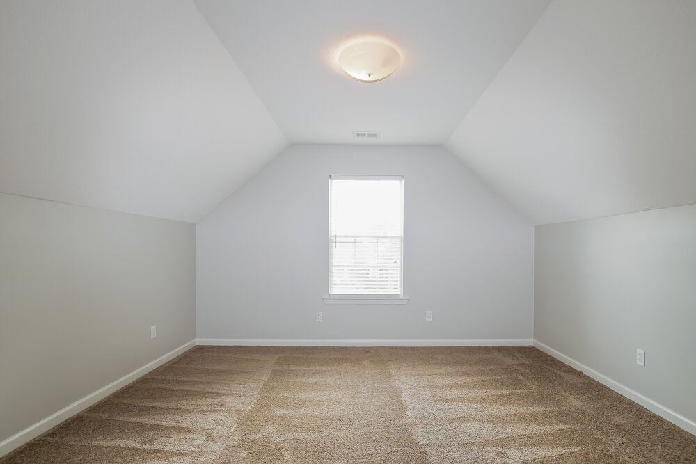 4-Bed Rental on 5451 Evening Mist photo 8