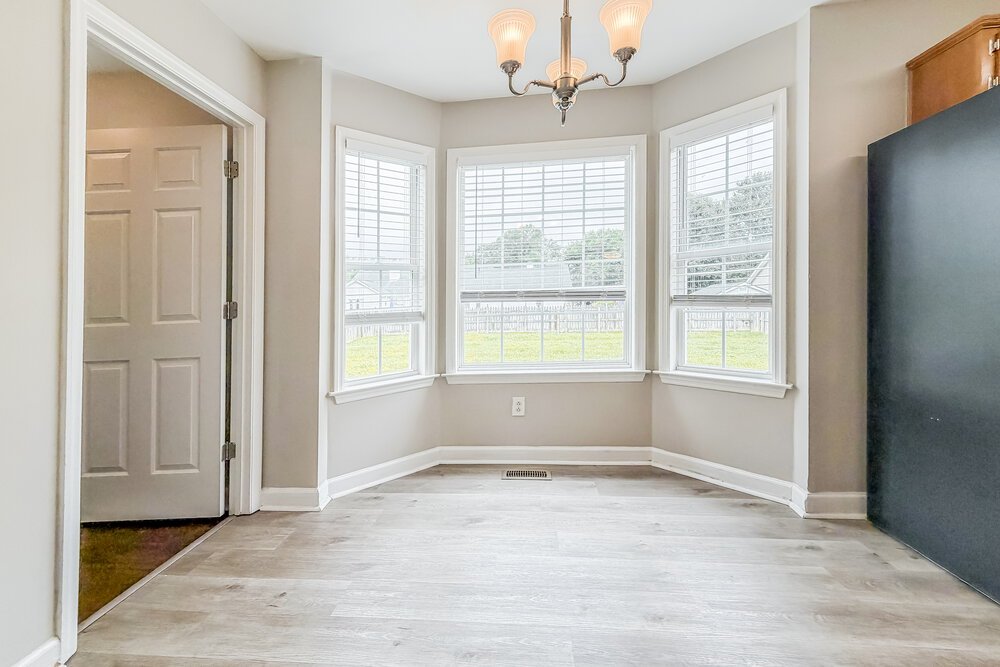 3-Bed Rental on 2853 Sutherland Dr photo 8