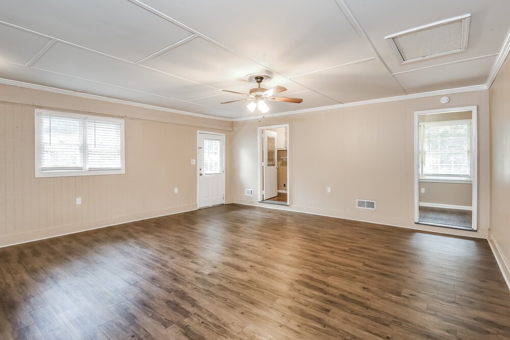 3-Bed Rental on 2906 Elizabeth Lane photo 8