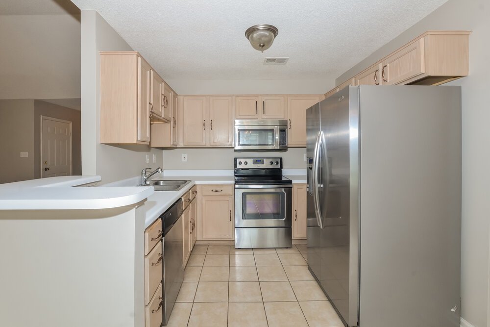 3-Bed Rental on 6967 Naples Dr photo 8
