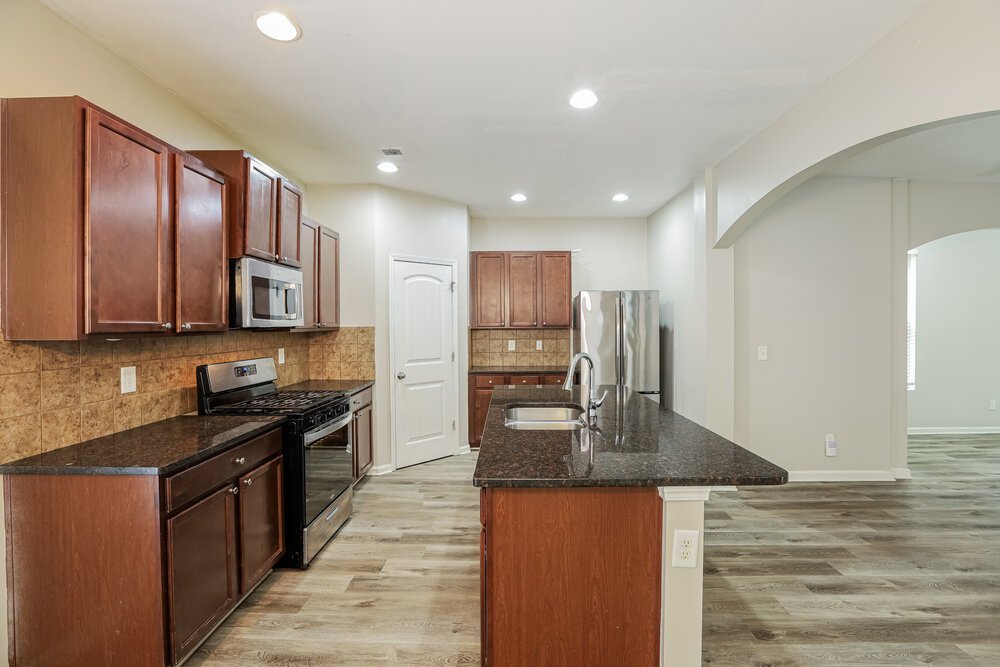 4-Bed Rental on 5163 Rapahoe Trail photo 8