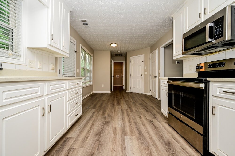 3-Bed Rental on 10 Dearing Cove photo 8