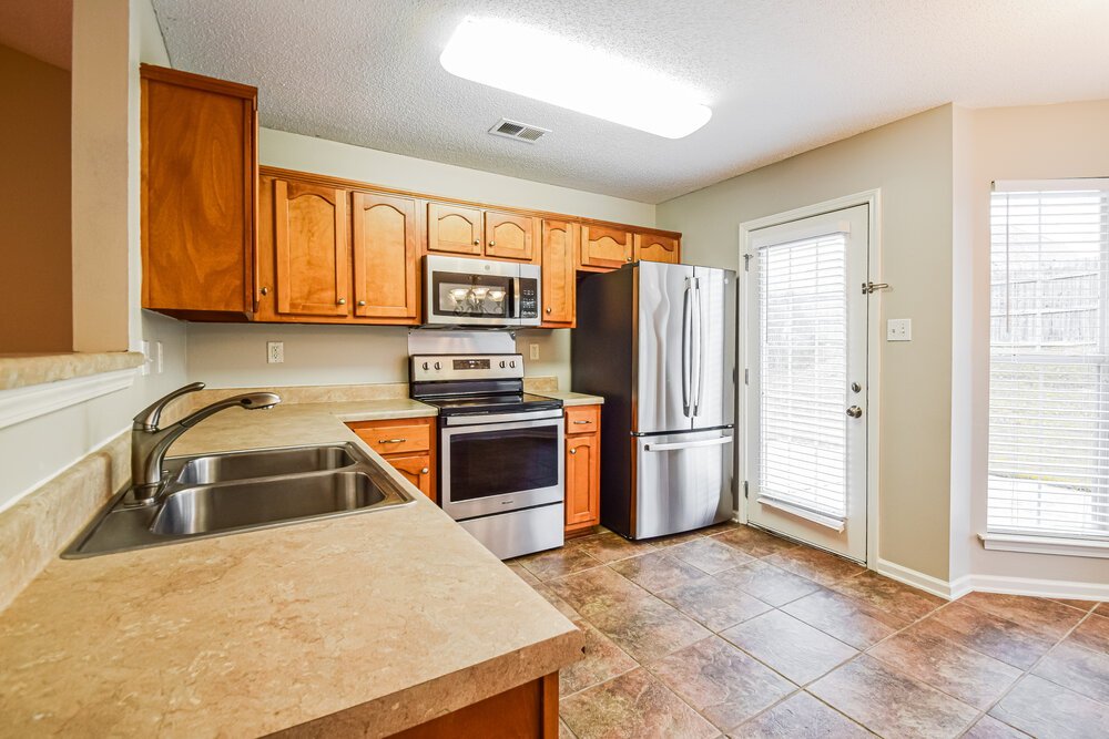 4-Bed Rental on 5764 Deer Ridge photo 8