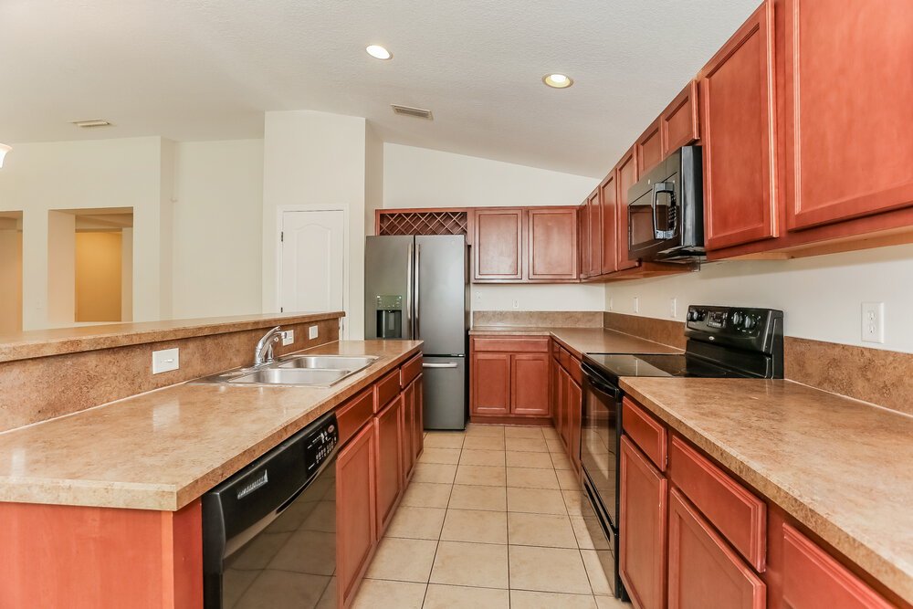 3-Bed Rental on 2274 Tyson Lake photo 8