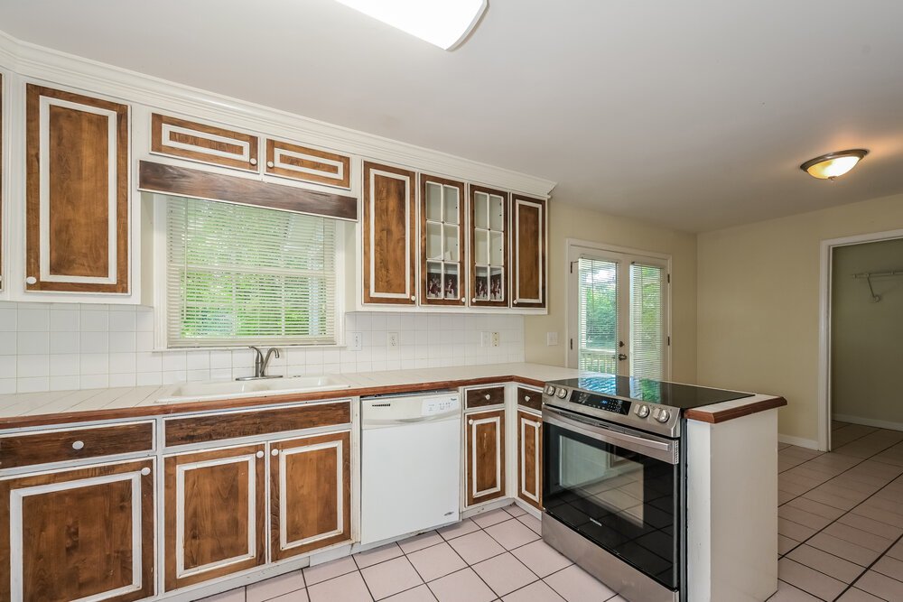 4-Bed Rental on 521 Sequoia Court photo 8