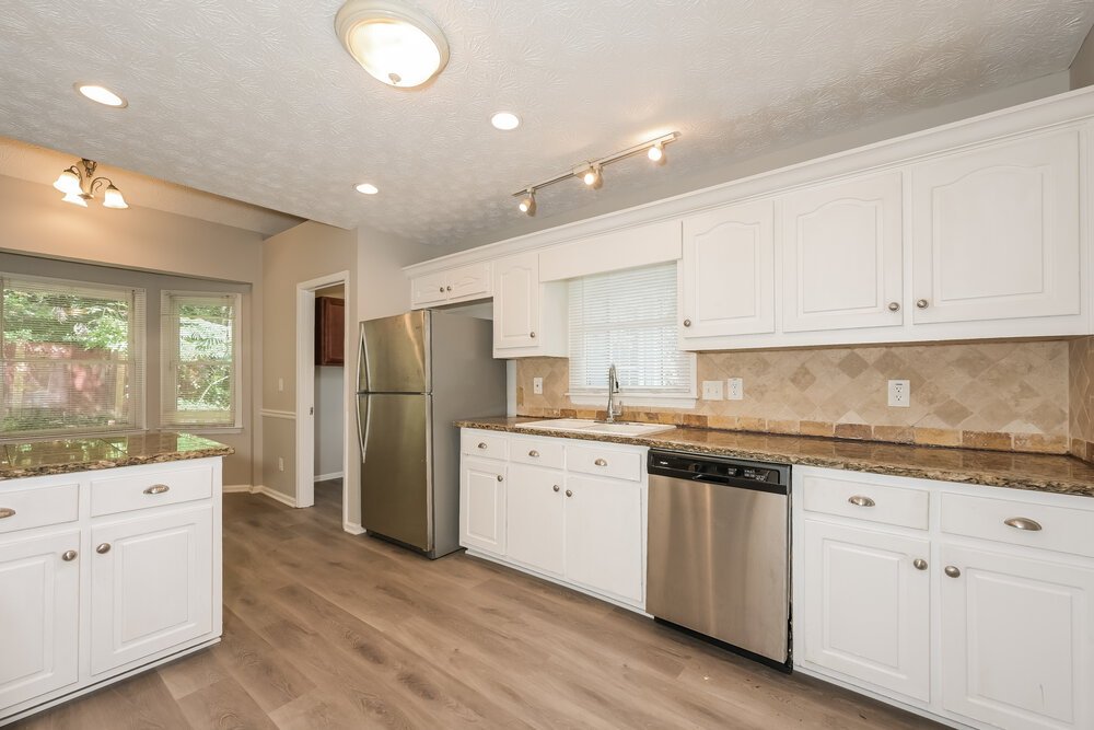 3-Bed Rental on 710 Maggie Mae photo 8