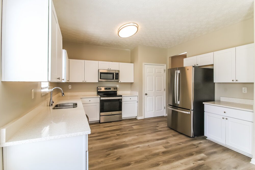 3-Bed Rental on 3505 Creekview Dr photo 8