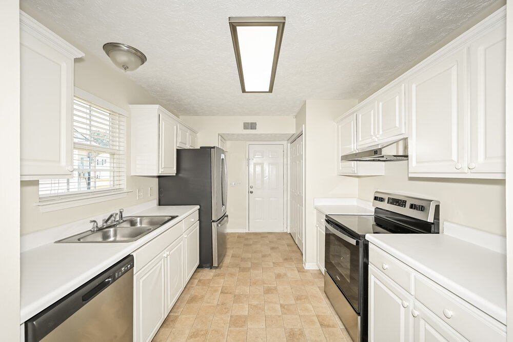 3-Bed Rental on 305 Indian Park photo 8