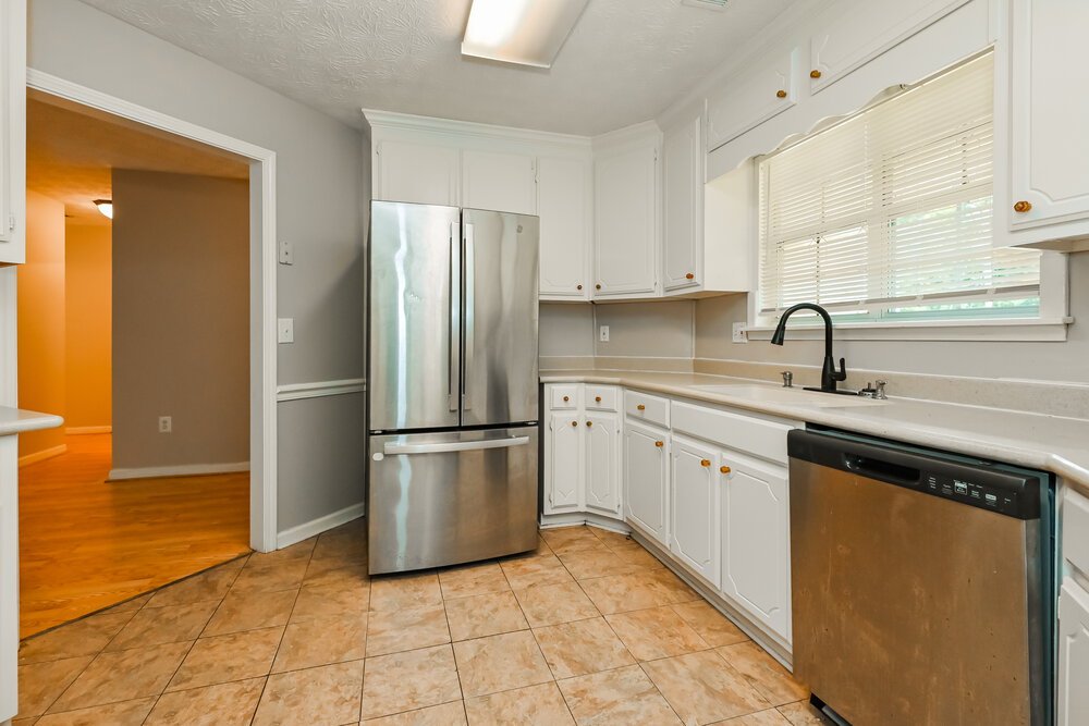 3-Bed Rental on 85 Lakeside Dr photo 8