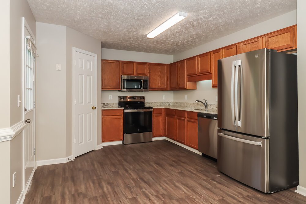 3-Bed Rental on 375 Fairview Dr photo 8