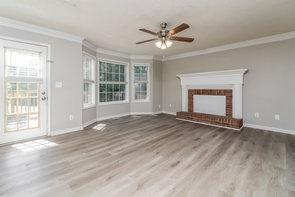 3-Bed Rental on 2249 June Ct photo 8