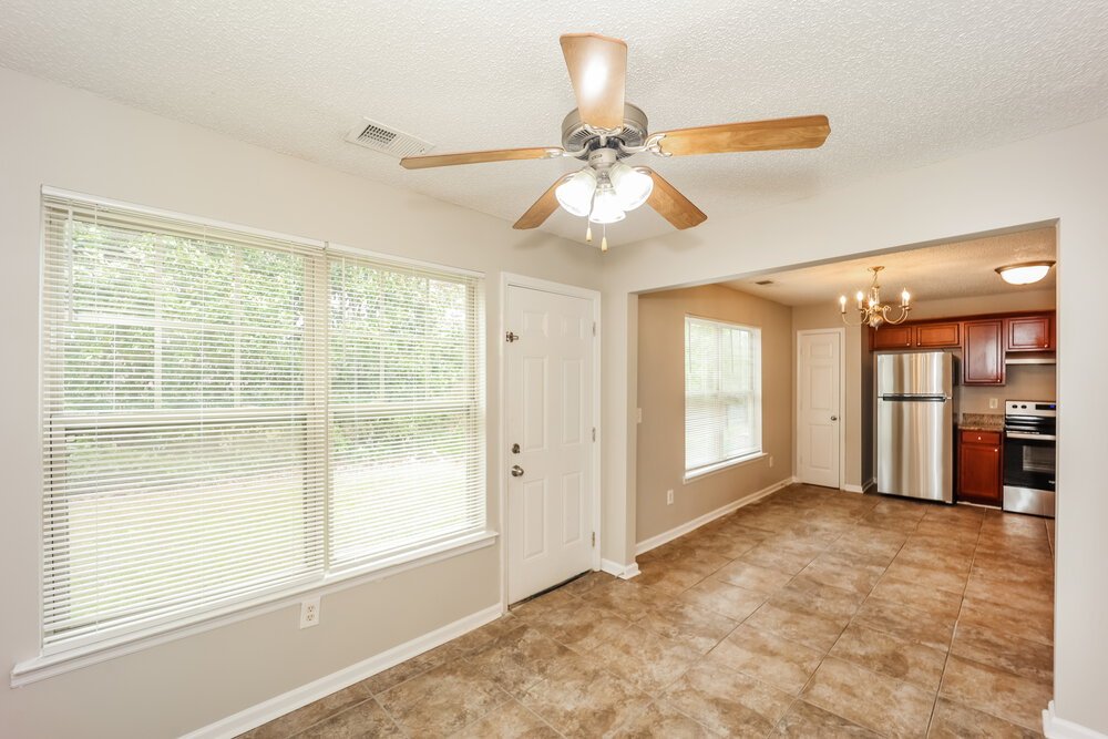 3-Bed Rental on 3076 Broadleaf Trail photo 8