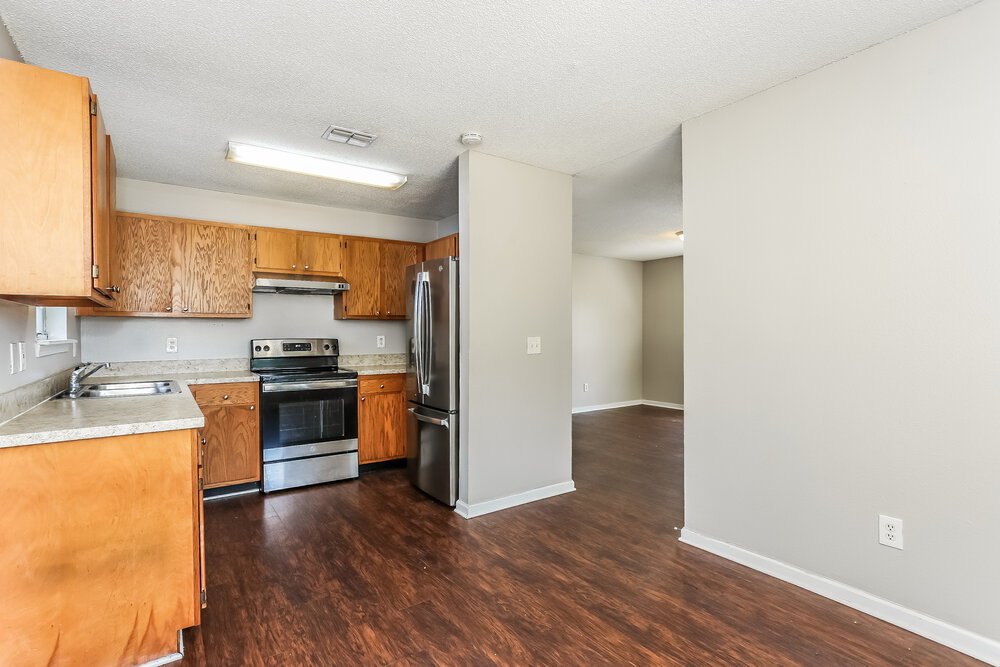 3-Bed Rental on 2268 W 44th photo 8