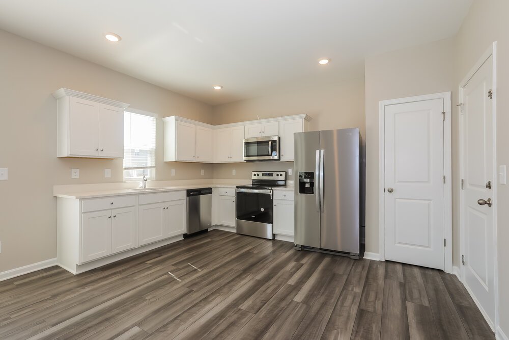4-Bed Rental on 637 Knightsbridge Lane photo 8