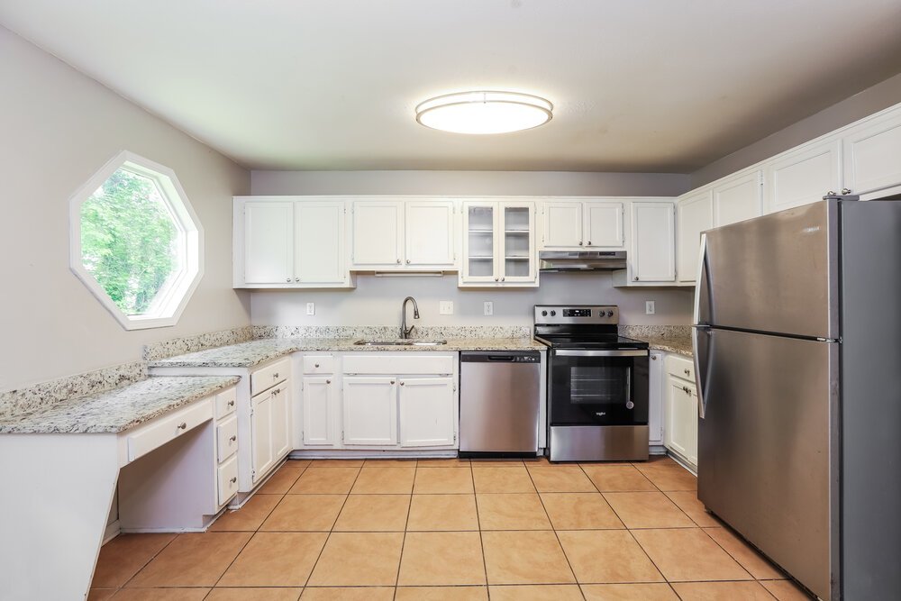 4-Bed Rental on 221 Clydesdale Lane photo 8