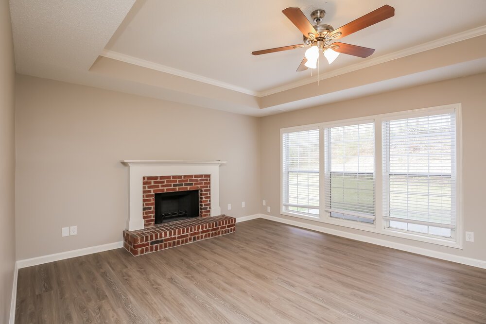 4-Bed Rental on 802 Pinder Point photo 8