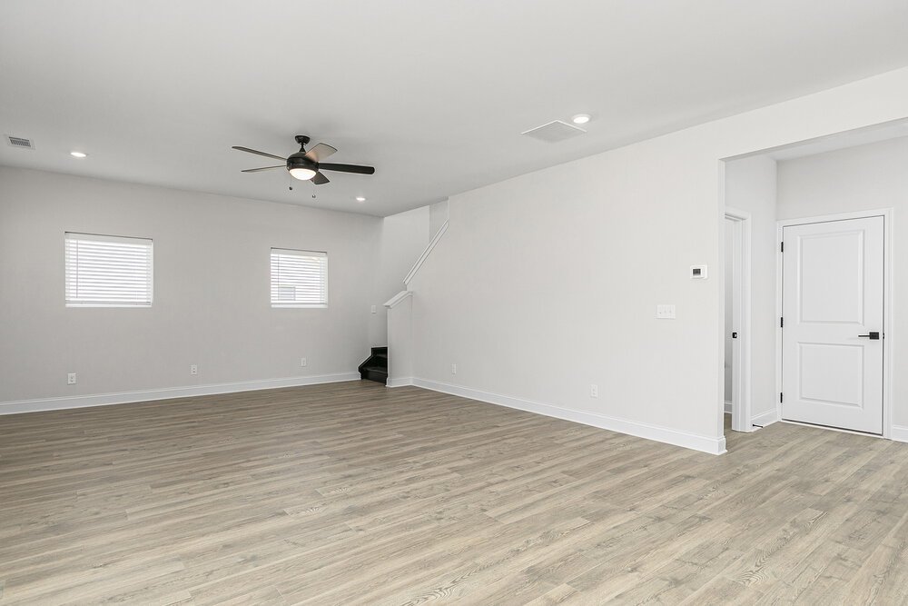 4-Bed Rental on 80 Cantrell Way photo 8