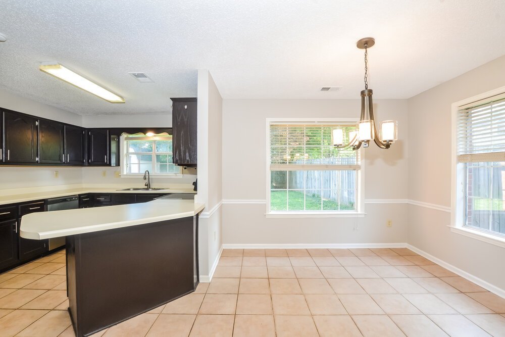 3-Bed Rental on 6641 Bright Star photo 9