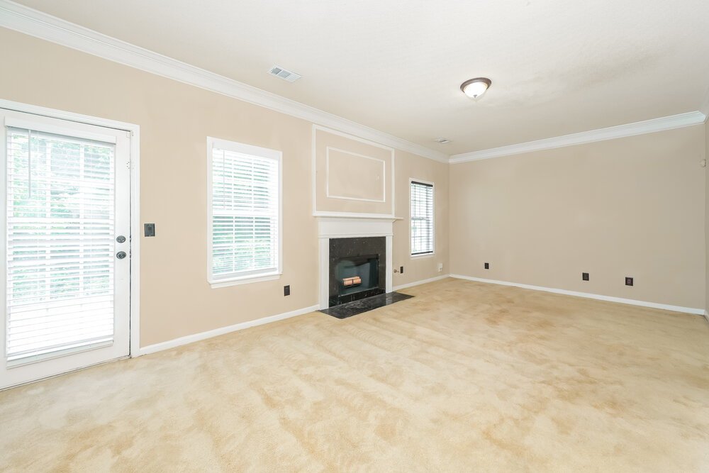 3-Bed Rental on 4063 Percheron Ln photo 9