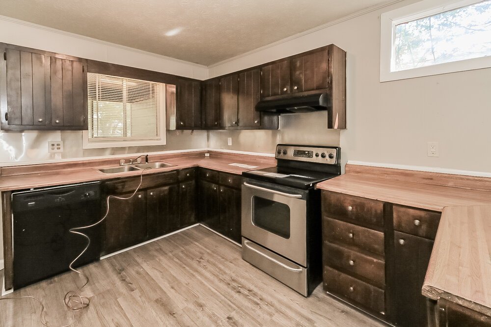 3-Bed Rental on 8392 San Jose photo 9