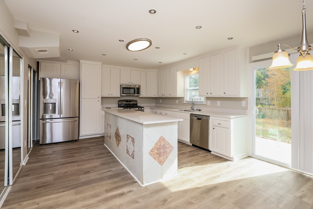 3-Bed Rental on 649 Edwards Ct photo 9