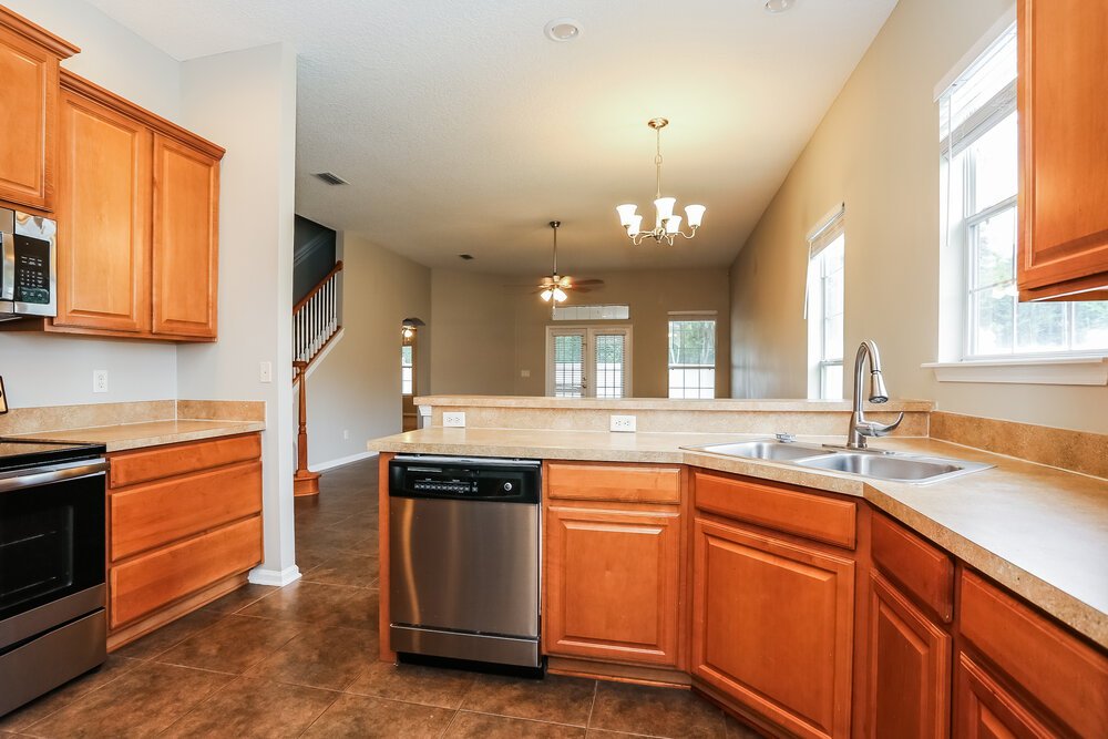 4-Bed Rental on 741 Indigo Run photo 9