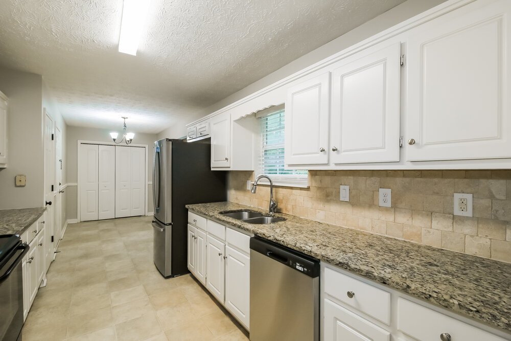3-Bed Rental on 1169 Granite Ln photo 9