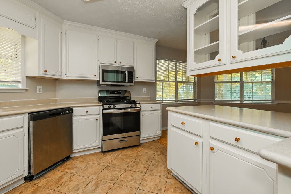 3-Bed Rental on 85 Lakeside Dr photo 9