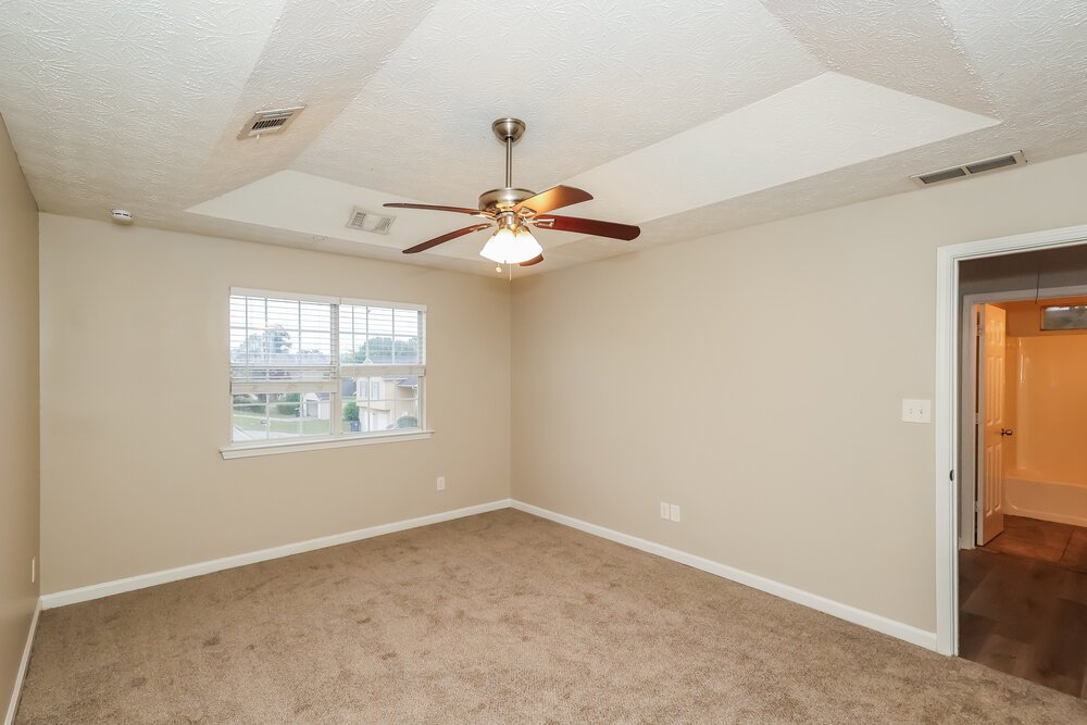 3-Bed Rental on 5599 Rock Shoals photo 9