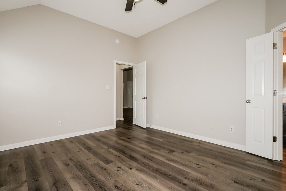 3-Bed Rental on 7959 Ridgedale Dr photo 9