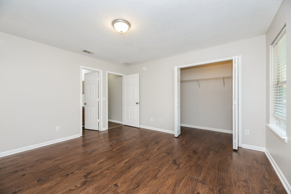 3-Bed Rental on 7911 Melvin Rd photo 9