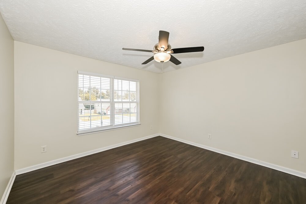 3-Bed Rental on 305 Indian Park photo 9