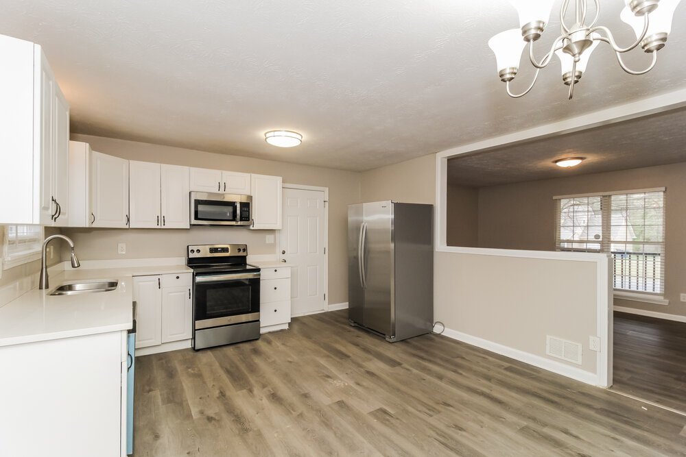 4-Bed Rental on 6492 Meadow Lark photo 9