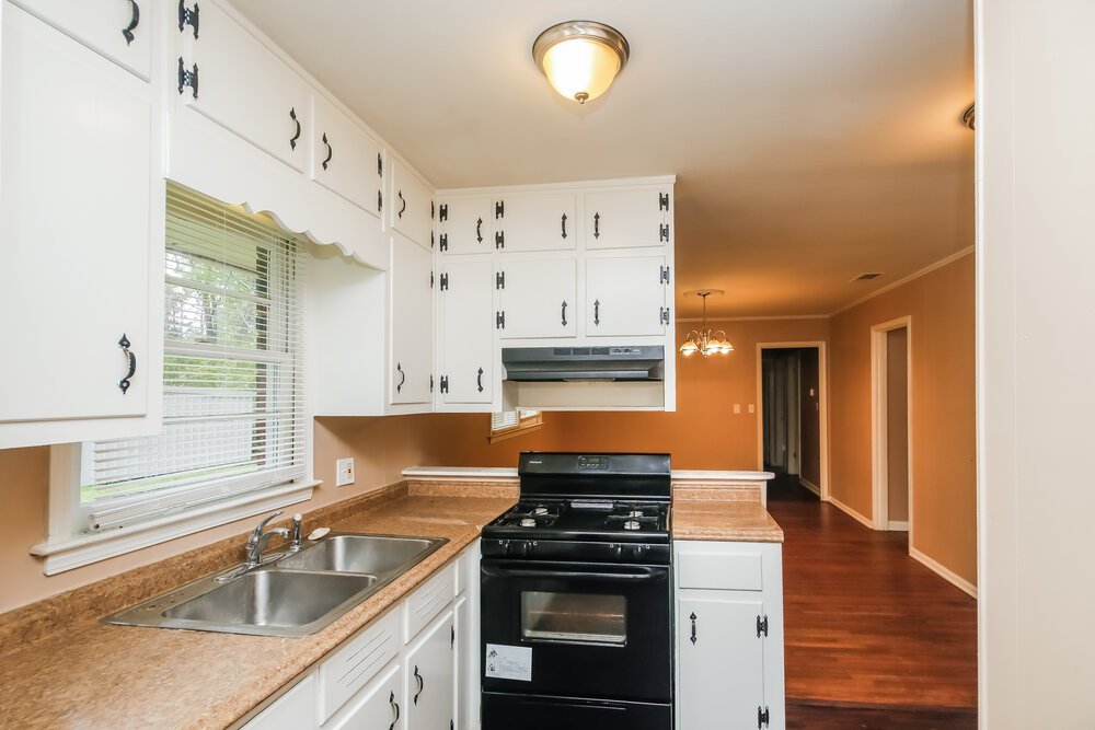 3-Bed Rental on 4647 Big B photo 9