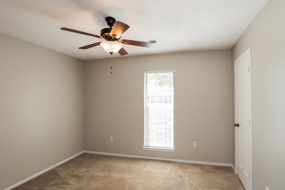 3-Bed Rental on 10378 Yates Dr photo 9