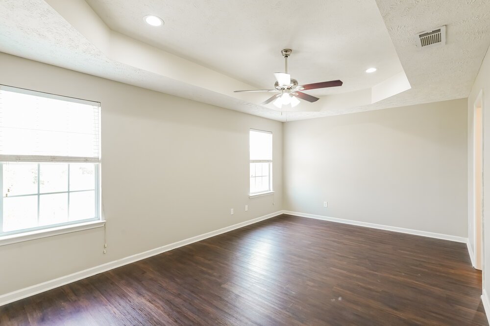 3-Bed Rental on 1428 Sprucedale Dr photo 9