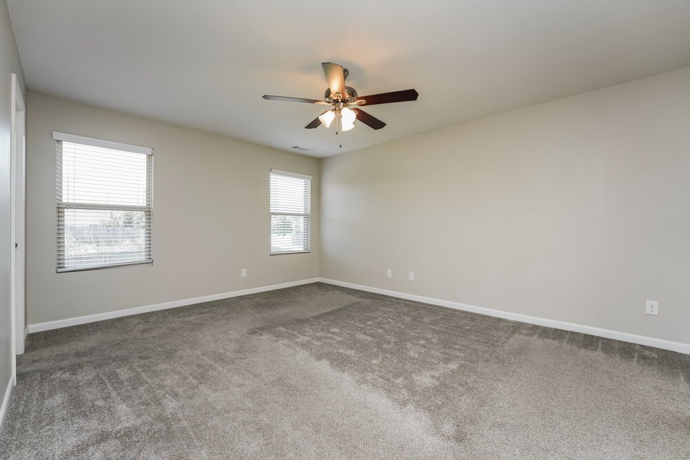 4-Bed Rental on 3458 Sandstone Trl photo 9