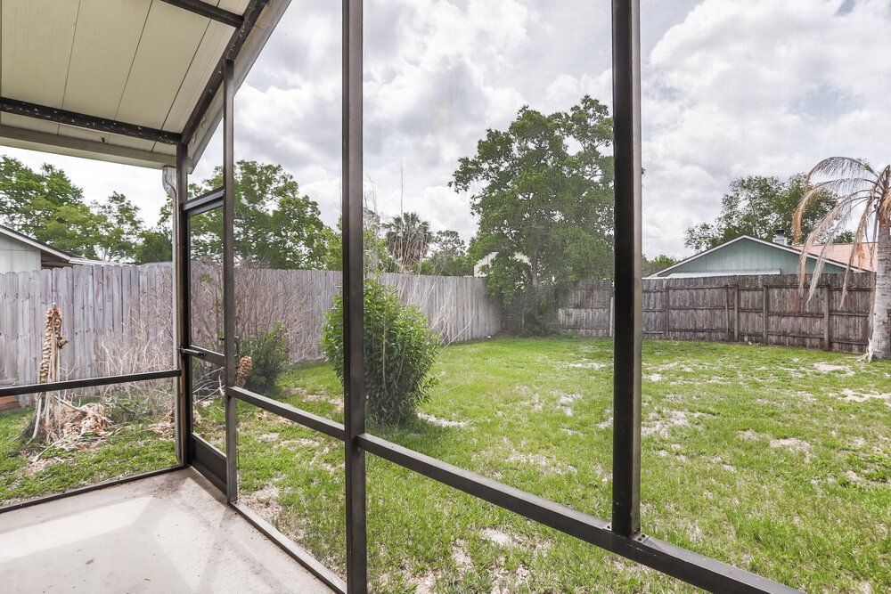 3-Bed Rental on 805 Elmwood St photo 9