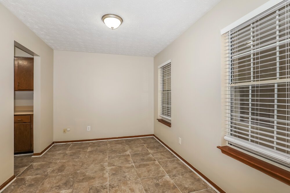 3-Bed Rental on 10357 Briarbay Dr photo 10