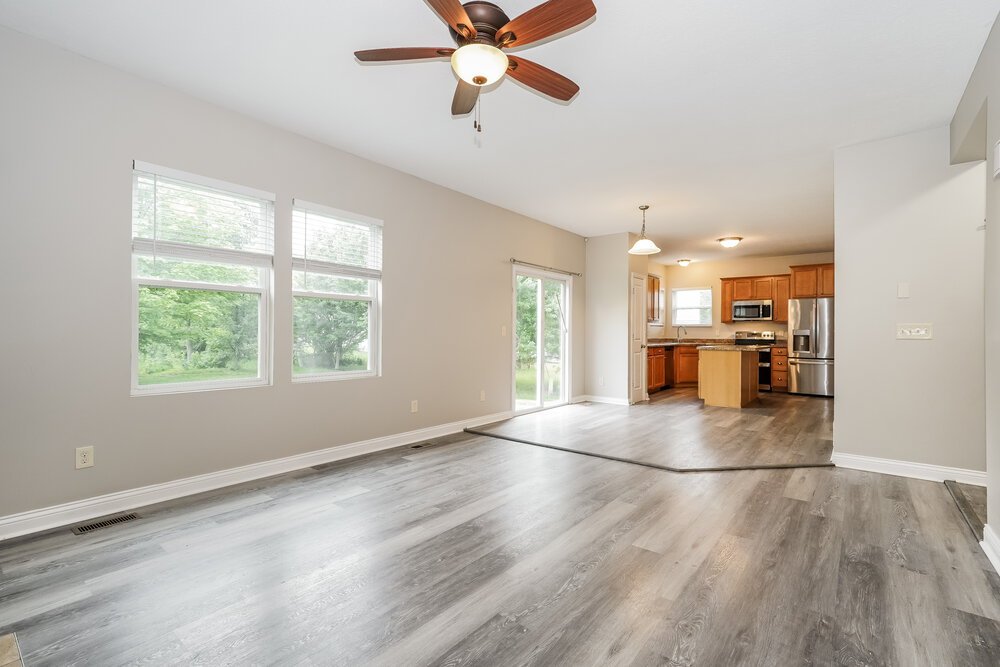 4-Bed Rental on 1132 Sandbar Dr photo 10