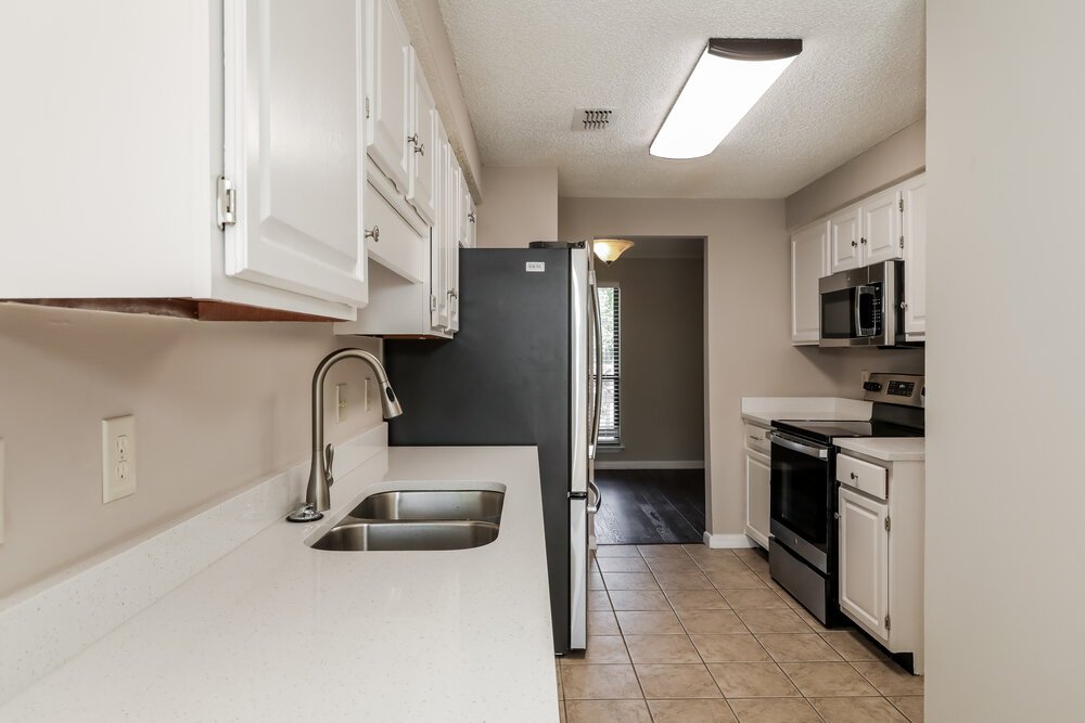 3-Bed Rental on 11159 Wethersfield Ct photo 10