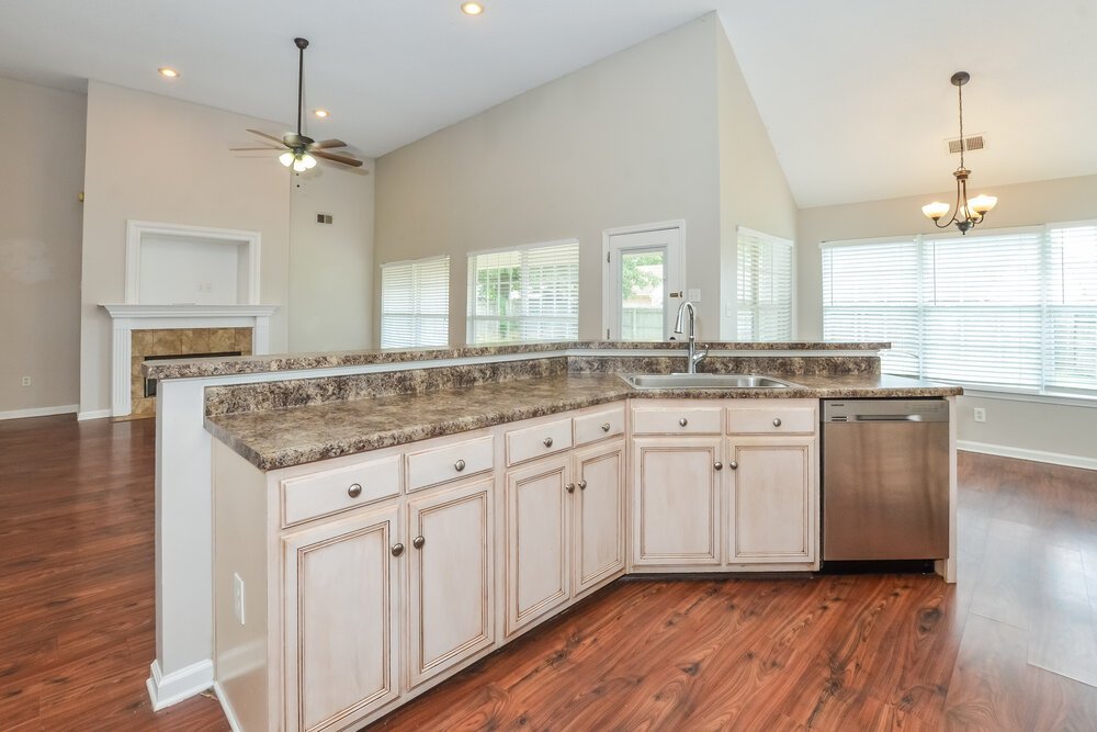 3-Bed Rental on 1859 Winners Circle photo 10