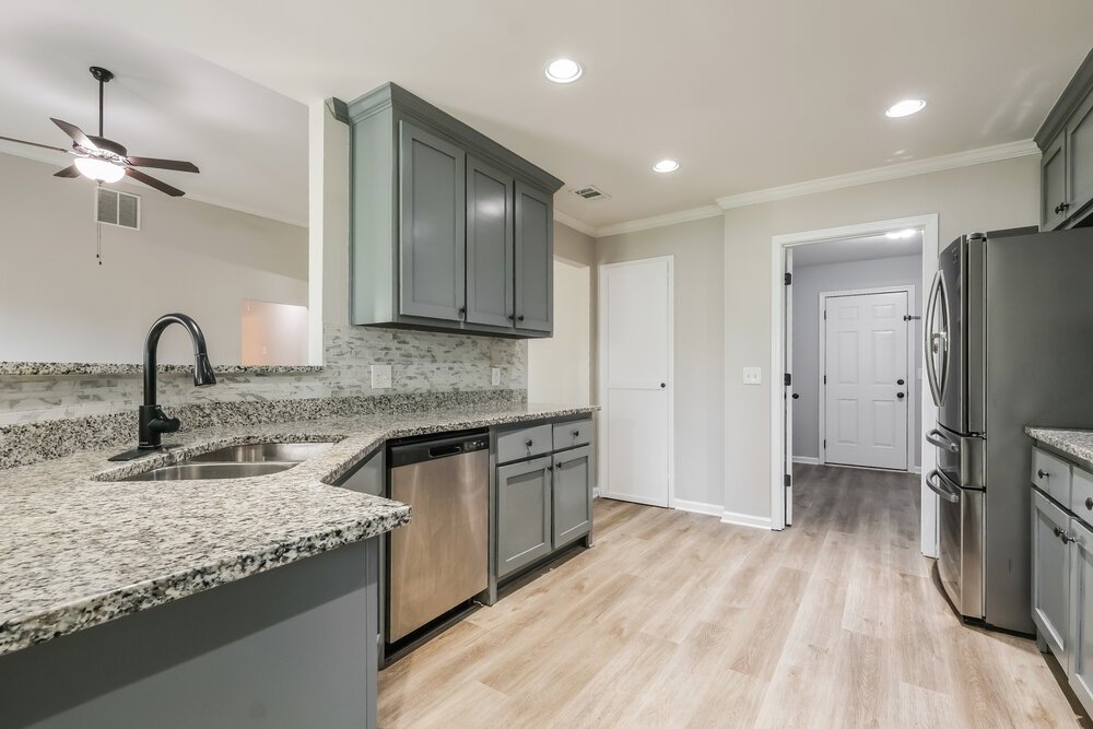 4-Bed Rental on 844 Pinnacle Dr photo 10